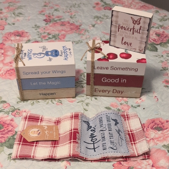 Dolly Parton Set - Picture 1 of 10